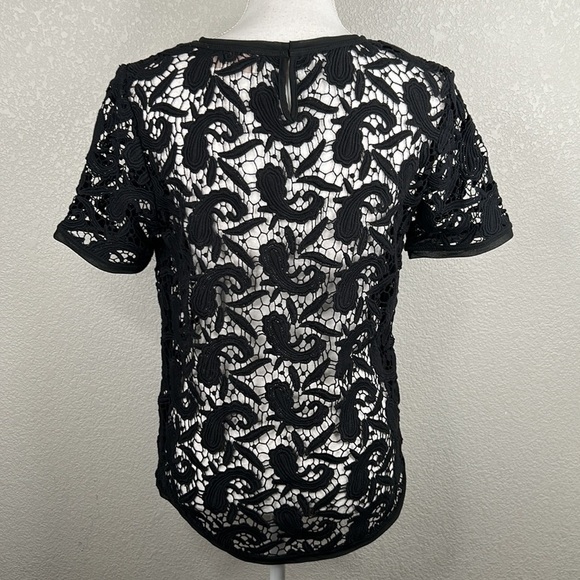 LOFT Black Embroidered Sheer Crew Neck Short Sleeve Top Size Small - Picture 3 of 6